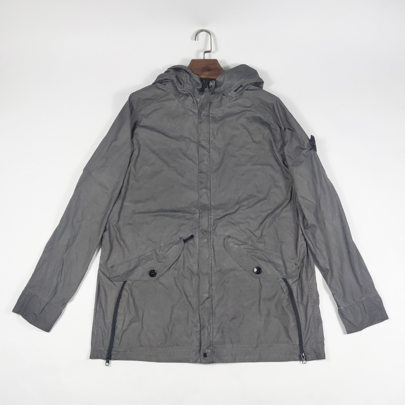 STONE PIRATE 21fw Reflective trend jacket Hooded casual men's coat New top with complex functional style, Gray
STONE PIRATE 21fw Reflective trend jacket Hooded casual men's coat New top with complex functional style, Gray
