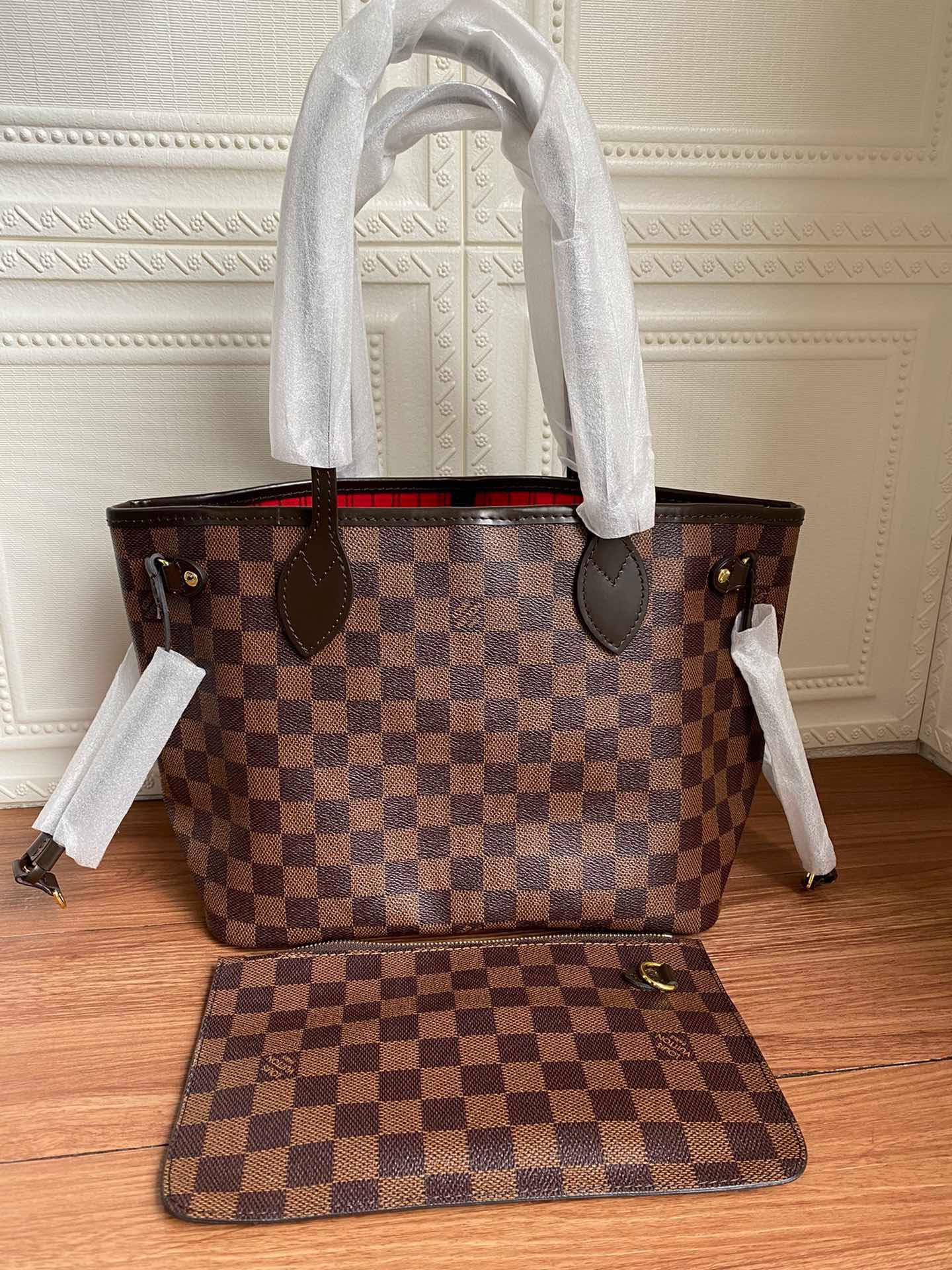 Louis Vuitton Designer tote bags purse Louis Vutton wallet LV crossbody bag luxurys handbag fashion lady messenger hangdbags M40995, 28x22x12.5
Louis Vuitton Designer tote bags purse Louis Vutton wallet LV crossbody bag luxurys handbag fashion lady messenger hangdbags M40995, 28x22x12.5