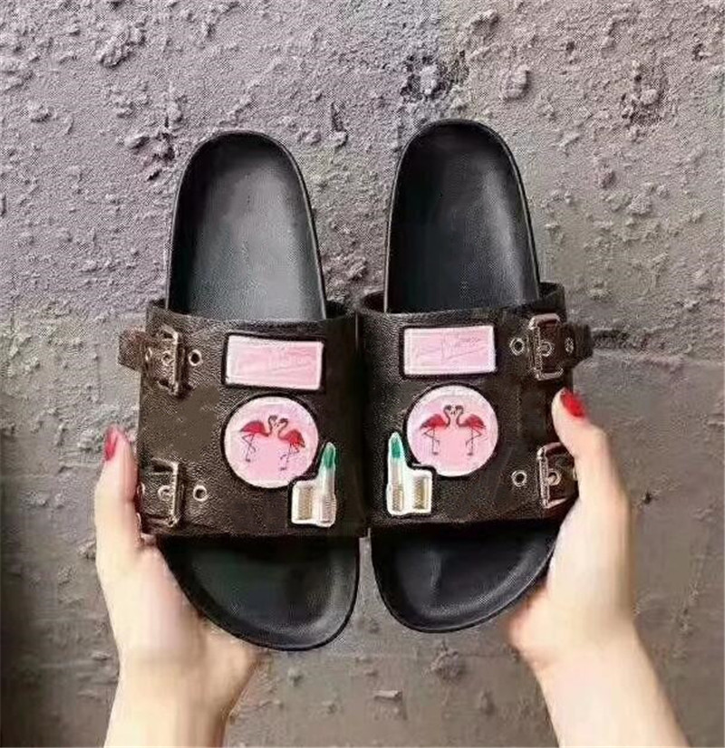 New Women Summer Slippers slide BOM DIA FLAT MULE 1A3R5M Cool Effortlessly Stylish Slides 2 Straps with Adjusted Gold Buckles sandals logo box large size 35-42 L031460, 10
New Women Summer Slippers slide BOM DIA FLAT MULE 1A3R5M Cool Effortlessly Stylish Slides 2 Straps with Adjusted Gold Buckles sandals logo box large size 35-42 L031460, 10