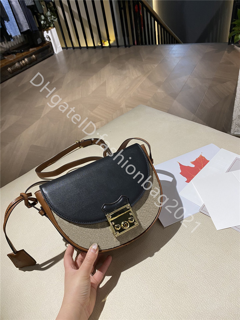 Luxury Designer Lady Fashionable Handbags Saddle Retro Two-tone Genuine Leather Canvas Chain bag Women Fashion Shoulder Cross Body Bags, No bags
Luxury Designer Lady Fashionable Handbags Saddle Retro Two-tone Genuine Leather Canvas Chain bag Women Fashion Shoulder Cross Body Bags, No bags