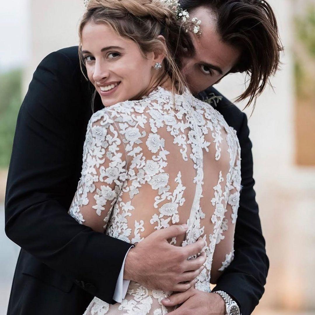 Neck High Dresses Lace Applique Long Sleeves Floor Length A Line Illusion Top Custom Made Castle Wedding Bridal Gown