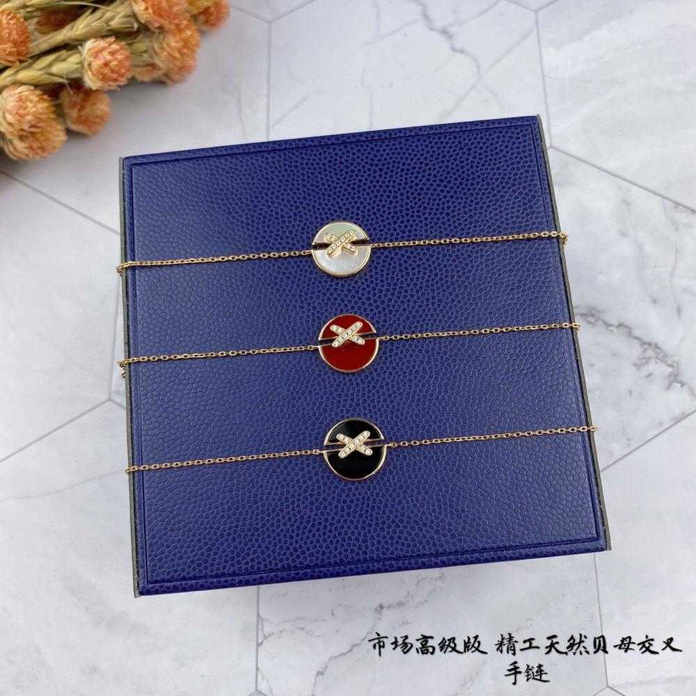 Brand Pure 925 Sterling Silver Jewelry Women Rose Gold Bracelet Praty Jewelry Chalcedony 925 Silver ful Yuyi Lock Bracelet
Brand Pure 925 Sterling Silver Jewelry Women Rose Gold Bracelet Praty Jewelry Chalcedony 925 Silver ful Yuyi Lock Bracelet