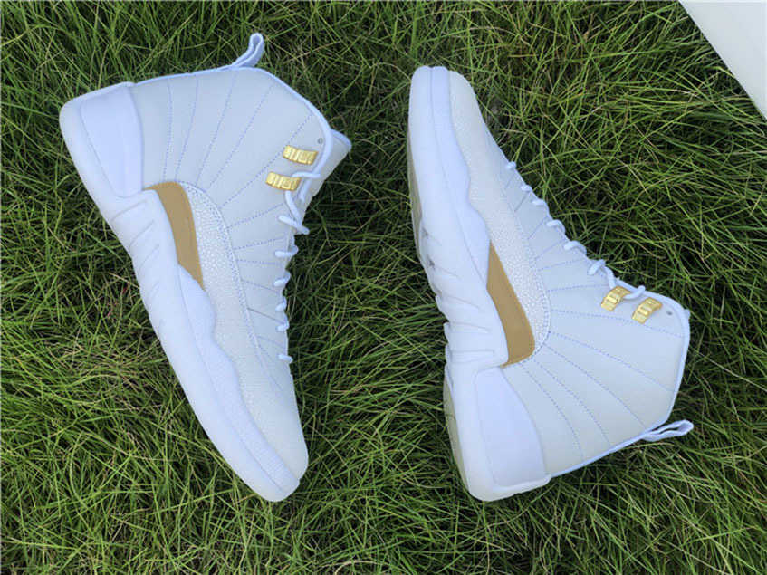 Top Quality Union 12 Basketball Shoes white gold ovo XII Real Carbon Fiber Fashion Trainers Men Sneakers Ship With Box5FBY1F57
Top Quality Union 12 Basketball Shoes white gold ovo XII Real Carbon Fiber Fashion Trainers Men Sneakers Ship With Box5FBY1F57