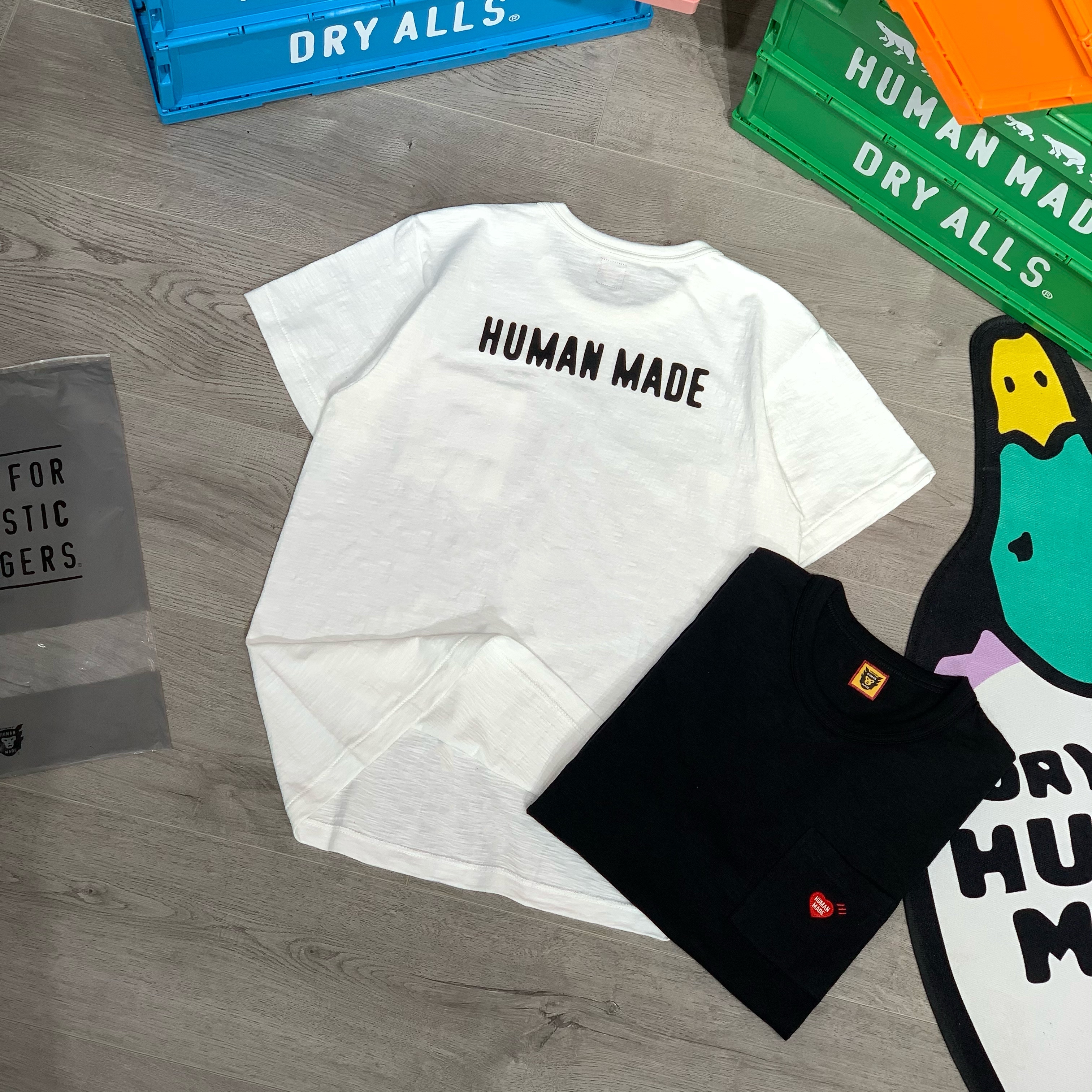 Real pic 2021 White Black Tee Men Women High Quality Oversize T-shirt Print Tops Short Sleeve
Real pic 2021 White Black Tee Men Women High Quality Oversize T-shirt Print Tops Short Sleeve