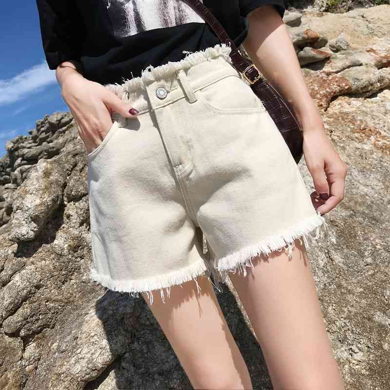 White Denim Shorts High Waist Large Size Wide Summer Mom Tassel Loose Leg Streetwear Women's Jeans Femme 210603
White Denim Shorts High Waist Large Size Wide Summer Mom Tassel Loose Leg Streetwear Women's Jeans Femme 210603