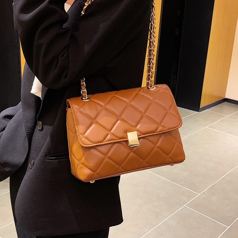 Small Rhombus Lattice Shoulder Bags for Women 2021 New Trend Pu Leather Handbag Female Plaid Quilted Crossbody Bag, Black
Small Rhombus Lattice Shoulder Bags for Women 2021 New Trend Pu Leather Handbag Female Plaid Quilted Crossbody Bag, Black