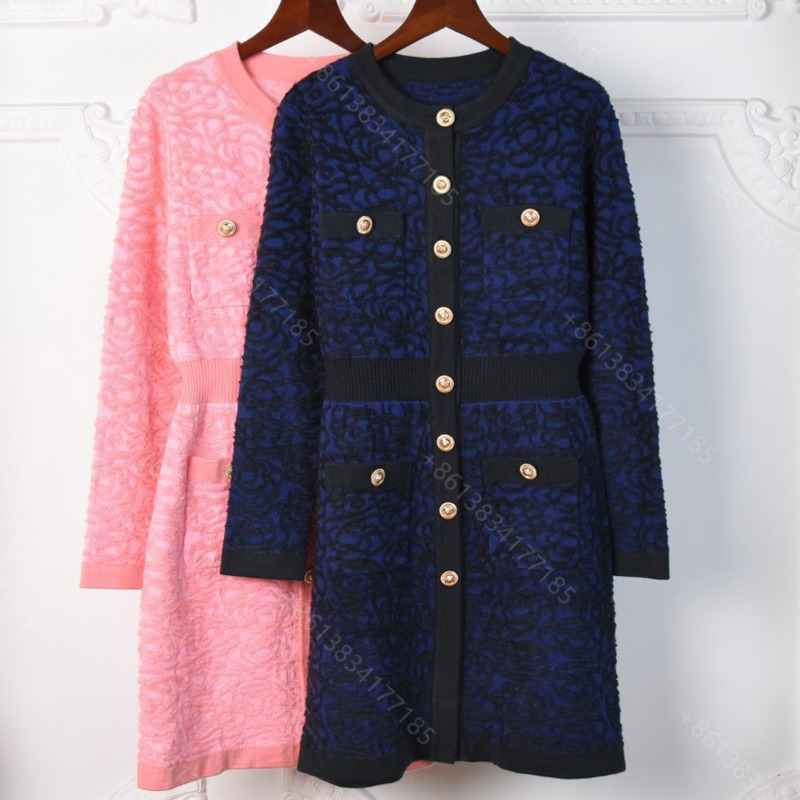 21ss fashion cc women midi dress cashmere knit cchen brand high-end hoodie girls long sleeve dresses evening wear jacquard designer clothes womens wholesale cc1, Not sold separately
21ss fashion cc women midi dress cashmere knit cchen brand high-end hoodie girls long sleeve dresses evening wear jacquard designer clothes womens wholesale cc1, Not sold separately