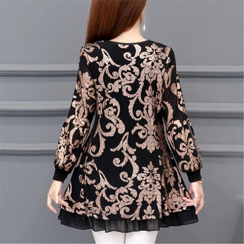 mujer de moda Ladies Large Size hollow out Lace V Neck see through shirt Long Sleeve blusa feminina elegant blouse 210225