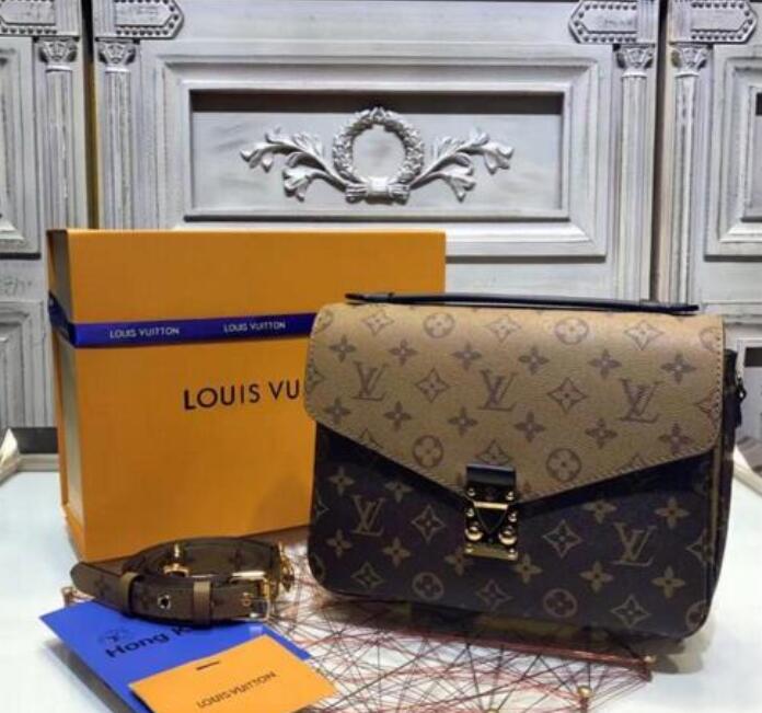 Designers Handbags Purses MONTIGNE Bag Women Tote Brand Letter Embossing Genuine GGLVLOUIS
VITTONYSL
VUTTON
Designers Handbags Purses MONTIGNE Bag Women Tote Brand Letter Embossing Genuine GGLVLOUIS
VITTONYSL
VUTTON
