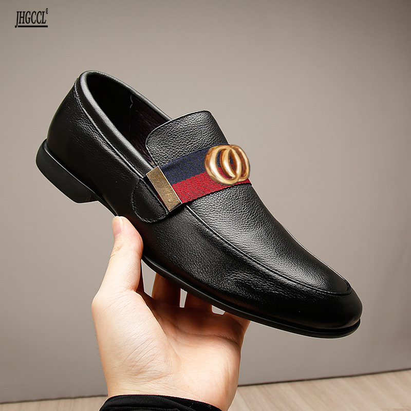 Luxury leather shoes formal shoes top layer cowhide casual single shoes fashion business shoe loafers chaussure homme luxe marque A9, Black
Luxury leather shoes formal shoes top layer cowhide casual single shoes fashion business shoe loafers chaussure homme luxe marque A9, Black