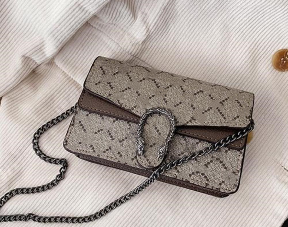 brand designer Flat Chain Shoulder Bag Classic Look Versatile Crossbody Female Black Handbag Women Luxury Purse Leather Bags
brand designer Flat Chain Shoulder Bag Classic Look Versatile Crossbody Female Black Handbag Women Luxury Purse Leather Bags