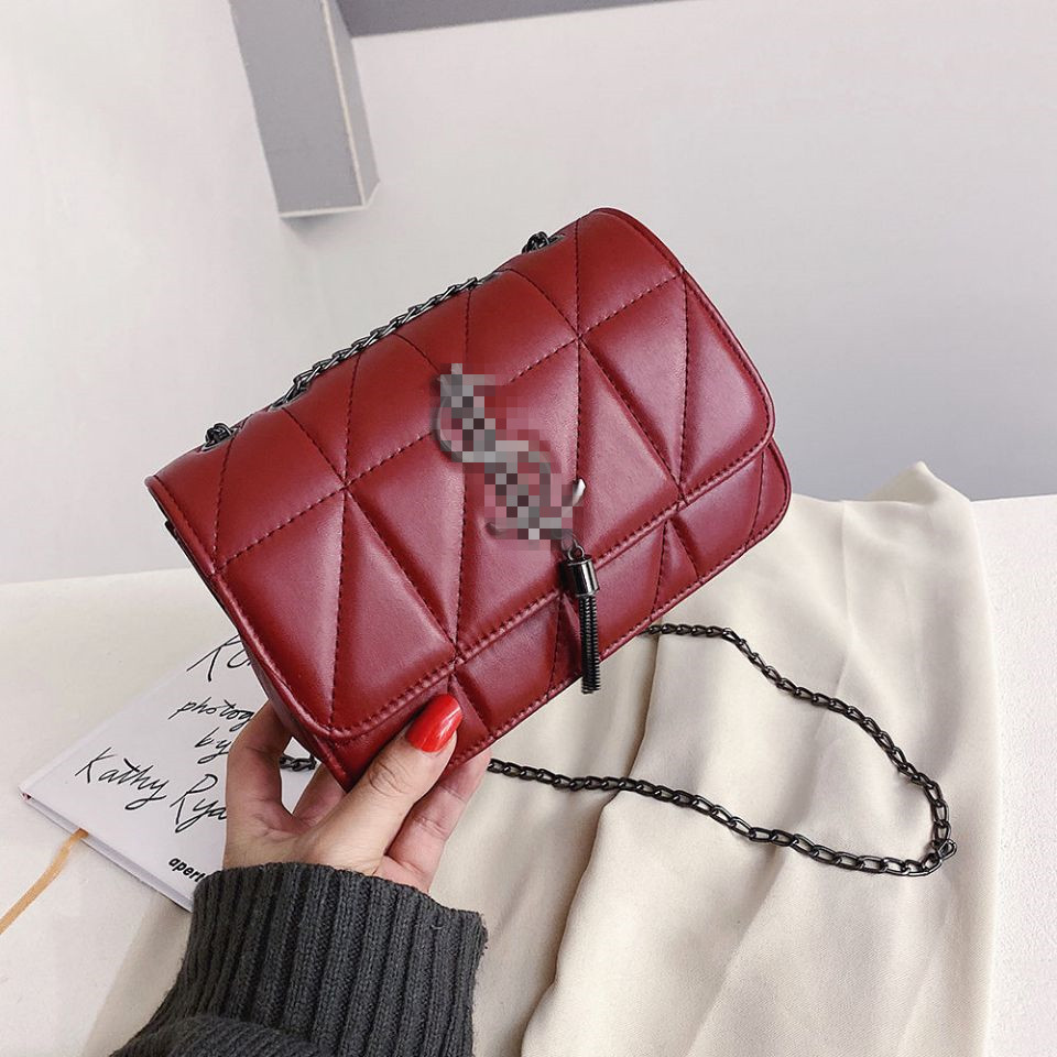 Fashion personality outside the female bag shopping comfortable leisure High quality leather Special offer