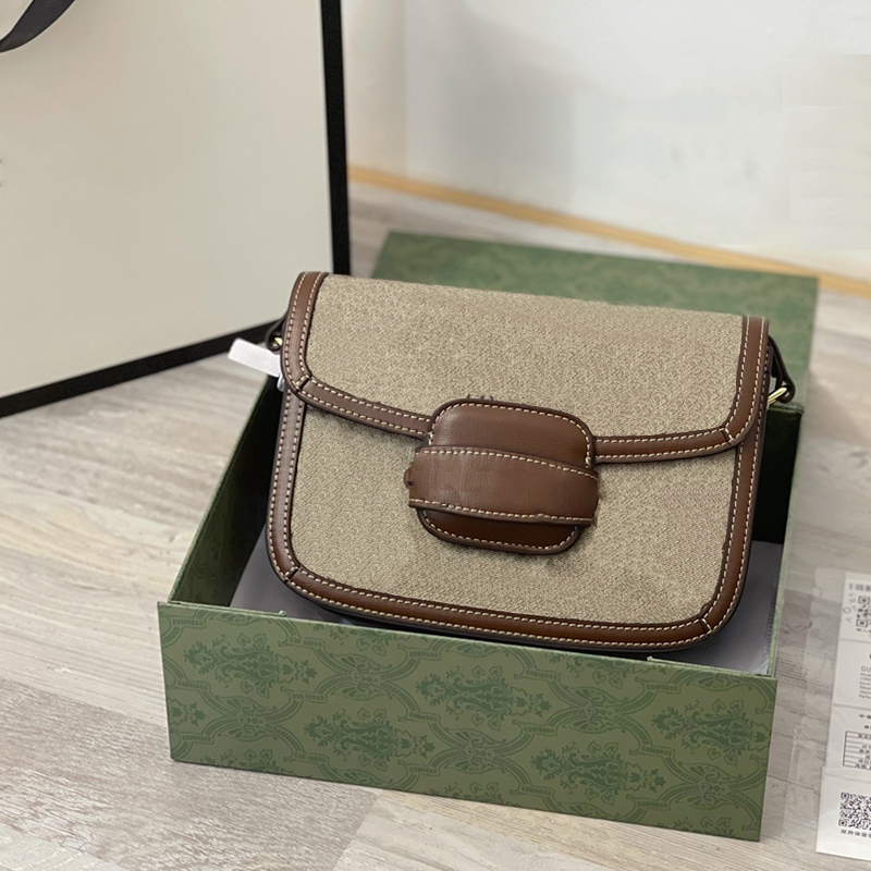 Fashion brand saddle Crossbody bag Genuine leather luxury bags Evening party Business the first choice Different styles size With original box exquisite packaging, 8 size 25*5.5*18cm
Fashion brand saddle Crossbody bag Genuine leather luxury bags Evening party Business the first choice Different styles size With original box exquisite packaging, 8 size 25*5.5*18cm