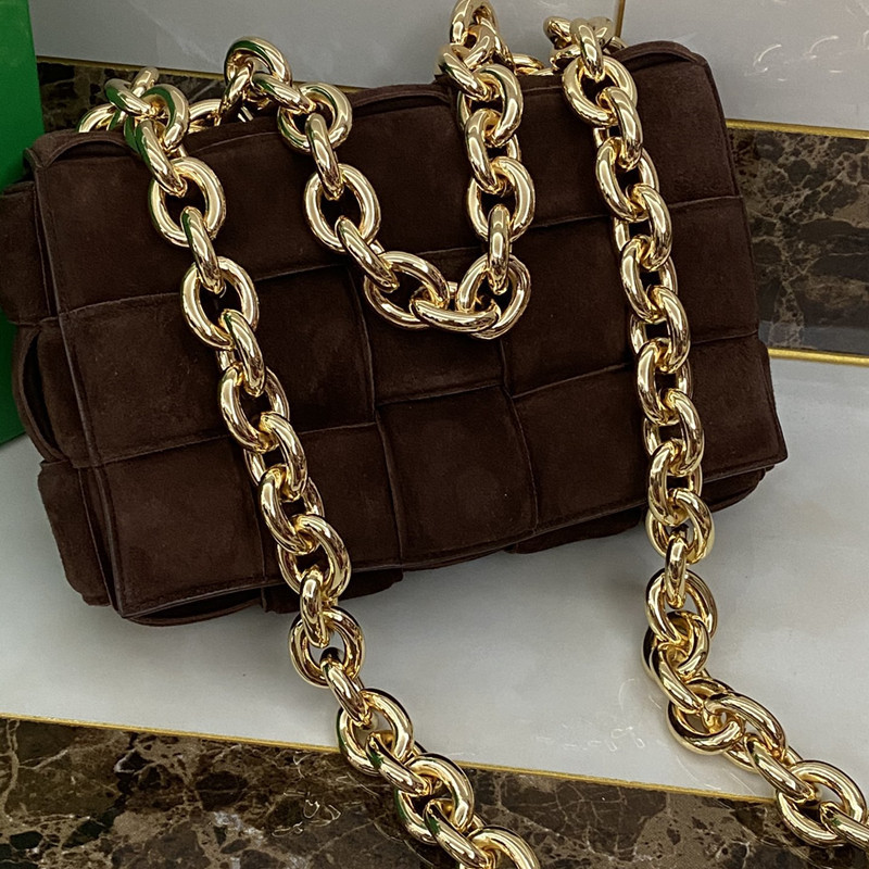 Chain block bag Luxury Fashion 000258 graceful bag A sense of scale A minimalist style The color is special and striking mini bag
Chain block bag Luxury Fashion 000258 graceful bag A sense of scale A minimalist style The color is special and striking mini bag