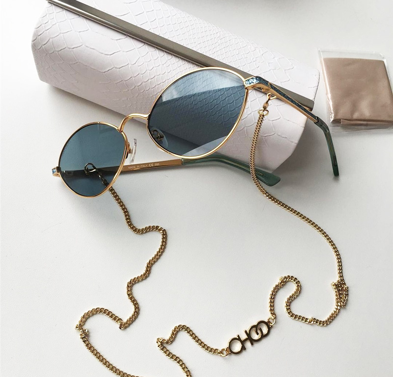 Fashion designer Sonny Sunglasses for women Metal vintage trend small frame chain glasses Glitter pigment arm design Anti-Ultraviolet come with box
Fashion designer Sonny Sunglasses for women Metal vintage trend small frame chain glasses Glitter pigment arm design Anti-Ultraviolet come with box