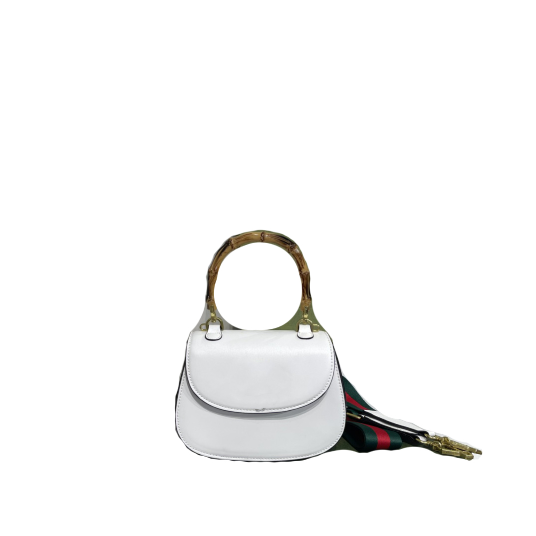 Bamboo bags Designer Handbags Leather High Quality Hardware Classic Luxury Large Capacity Handbag Fashion One Shoulder Women Bag, Green
Bamboo bags Designer Handbags Leather High Quality Hardware Classic Luxury Large Capacity Handbag Fashion One Shoulder Women Bag, Green