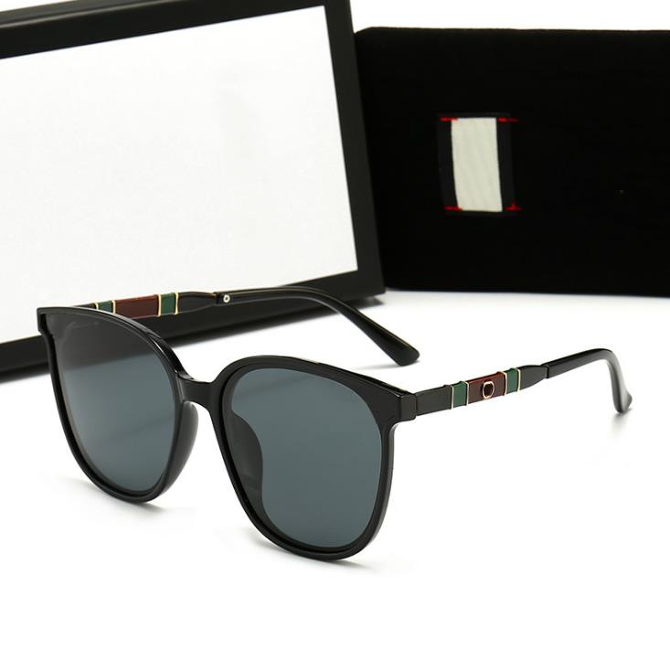 Luxury Polarized Sunglasses Men's Driving Shades Male Vintage Travel Fishing Classic Sun Glasses 400
Luxury Polarized Sunglasses Men's Driving Shades Male Vintage Travel Fishing Classic Sun Glasses 400