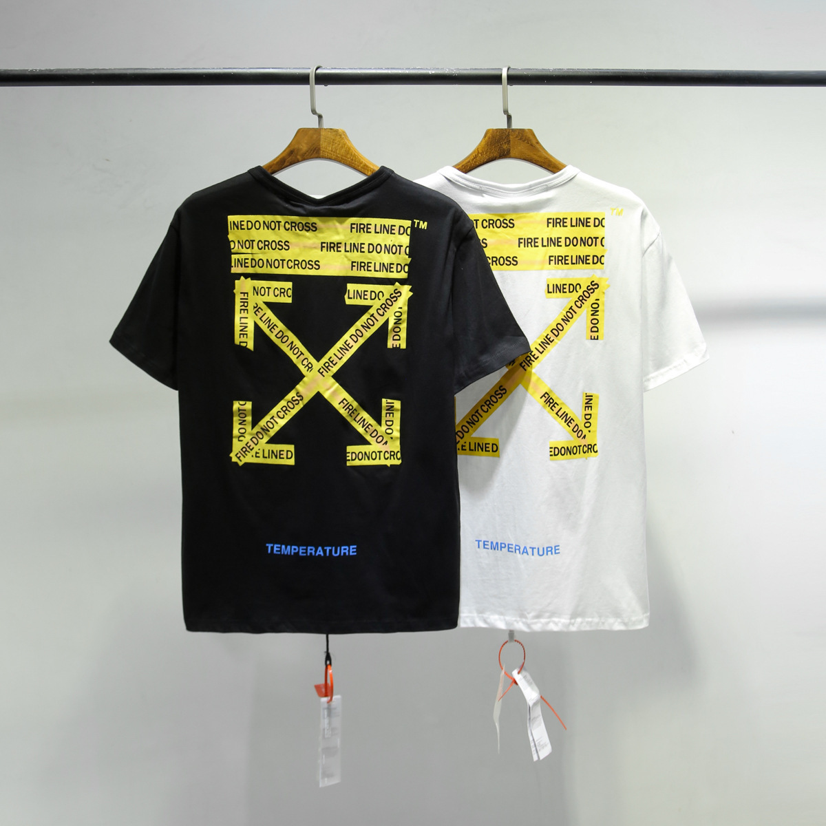 T-shirt Off Style White Fashion Brand Alphabet Short Sleeve European Version Large Size Loose Men' and Women' Matching Bottom Shirt Half6kmi
T-shirt Off Style White Fashion Brand Alphabet Short Sleeve European Version Large Size Loose Men' and Women' Matching Bottom Shirt Half6kmi