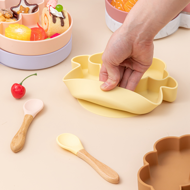 5PCS Baby Feeding Bowl Set Sheep Shaped Food Grade Silicone Plate Suction Bowl baby Feeding BPA Free Infant Waterproof Tableware 210226