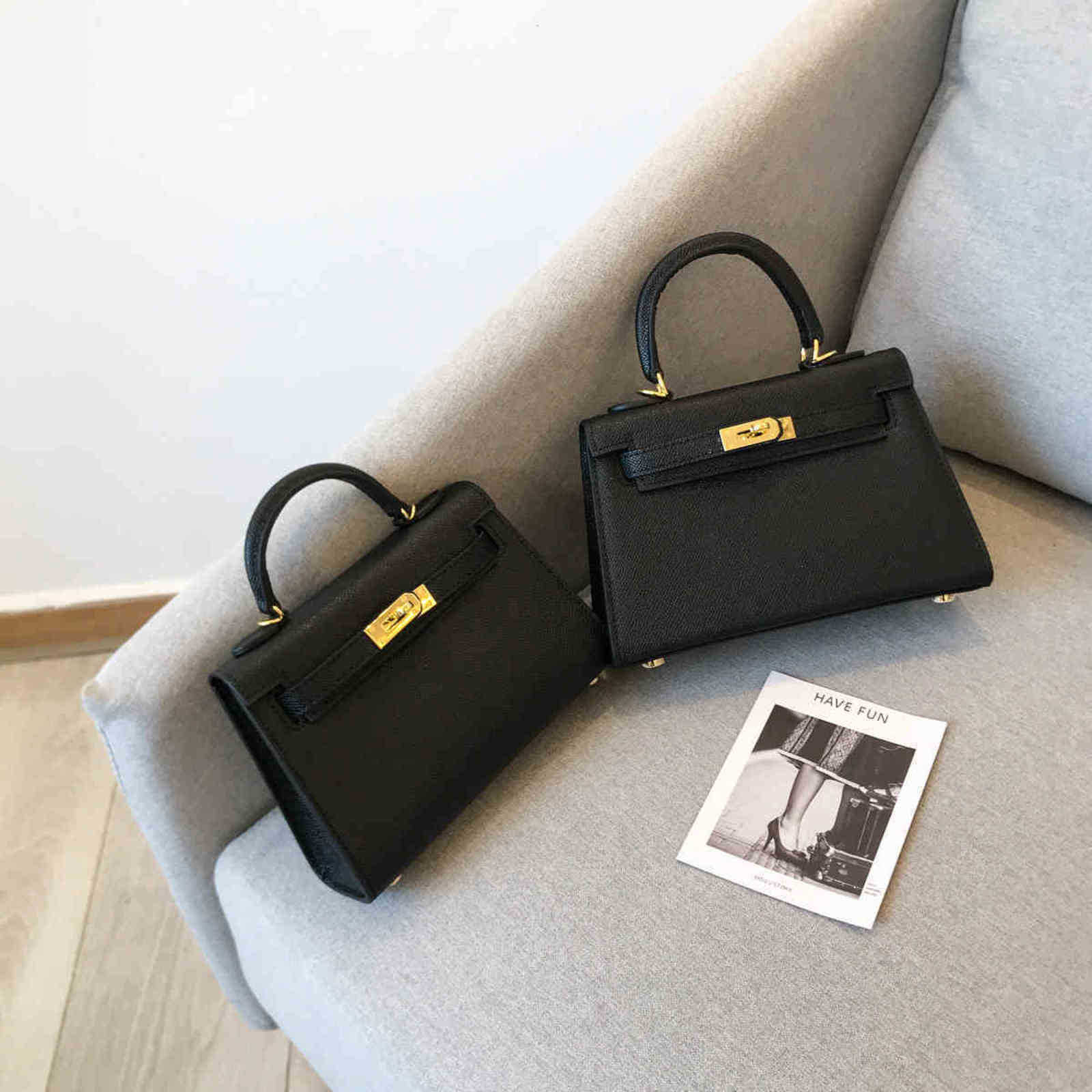 Designer handbagDesigner luxury handbagBagh Hehignerh Herme High Quality Women'h 2021 Black Palm Leather heconh Generation Mini Bag h{category}
Designer handbagDesigner luxury handbagBagh Hehignerh Herme High Quality Women'h 2021 Black Palm Leather heconh Generation Mini Bag h{category}