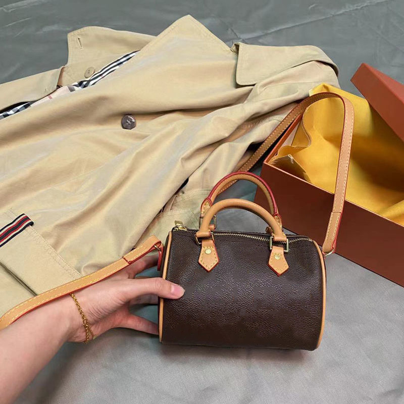 Brand designer bag women mini Bucket handbags Fashion crossbody shoulder Cosmetic Cases Storage bags totes handbag coin purses with straps 95ap98, Brown
Brand designer bag women mini Bucket handbags Fashion crossbody shoulder Cosmetic Cases Storage bags totes handbag coin purses with straps 95ap98, Brown