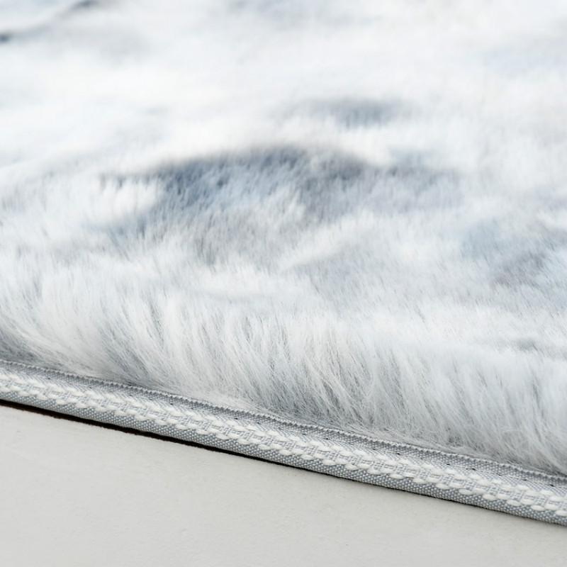 Carpets Living Room Bedroom Carpet Nordic Fashion Two-color Fur Plush Sofa Cushion Household Soft Bedside Bay Window
Carpets Living Room Bedroom Carpet Nordic Fashion Two-color Fur Plush Sofa Cushion Household Soft Bedside Bay Window