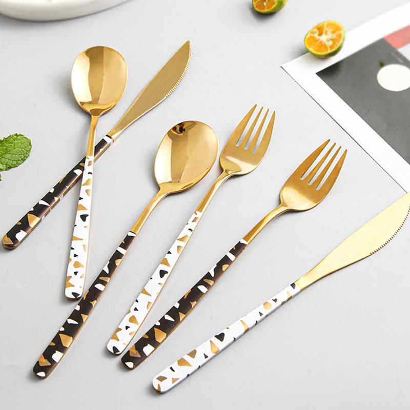 Dinnerware Sets High Quality Western Tableware European Style Stainless Steel Spoon Fork Knife Dessert Salad Steak
Dinnerware Sets High Quality Western Tableware European Style Stainless Steel Spoon Fork Knife Dessert Salad Steak