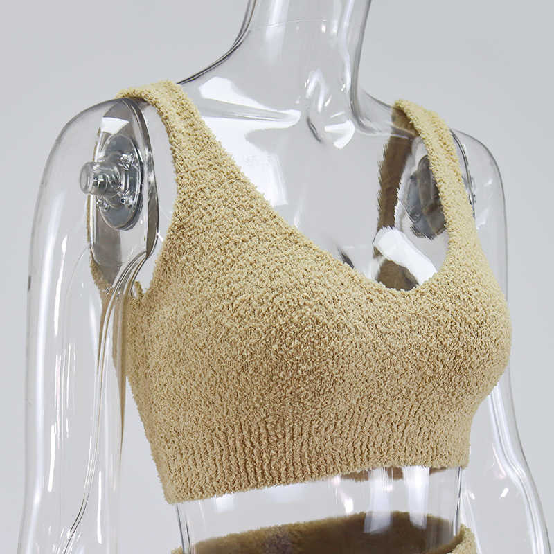 Colysmo Home Wear Two Piece Set Women Sleeveless Knitted Crop Top And Shorts 2 Casual Outfits Khaki Lounge 210527