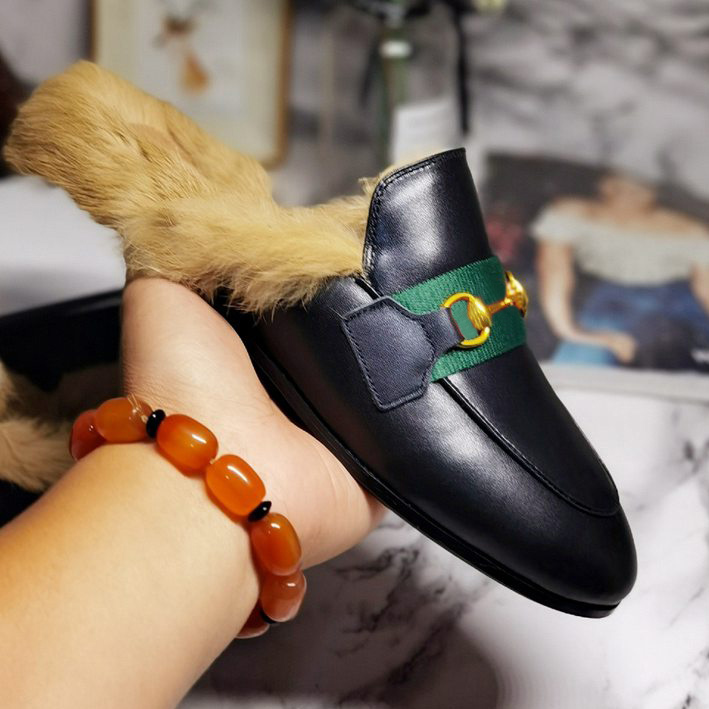 classic men's half slippers with genuine soft leather flat metal buckle lace frame men's and women's slippers warm wool slipp, Black
classic men's half slippers with genuine soft leather flat metal buckle lace frame men's and women's slippers warm wool slipp, Black