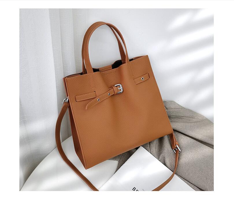 D49 New style men's and women's shoulder bag high quality handbag fashion bag designer handbag purse, Customize
D49 New style men's and women's shoulder bag high quality handbag fashion bag designer handbag purse, Customize