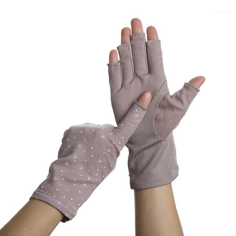 Cycling Driving Half Finger Gloves Anti-slip Sunscreen Women Touch Screen Mittens Lady Breathable Thin Non Slip Glove1
Cycling Driving Half Finger Gloves Anti-slip Sunscreen Women Touch Screen Mittens Lady Breathable Thin Non Slip Glove1
