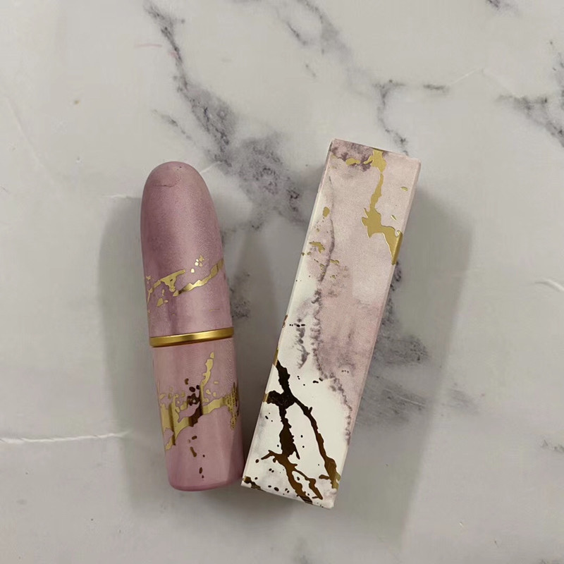 EPACK High Quality Metal Matte Lipstick Lip Makeup Cream Top With Small Triangle Chocolate Smell, Customize
EPACK High Quality Metal Matte Lipstick Lip Makeup Cream Top With Small Triangle Chocolate Smell, Customize