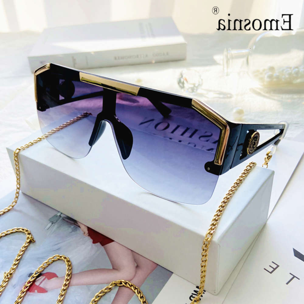 2021 New fashion Large square Men style Gradient Trendy driving Retro Brand Design sunglasses UV400 Wholesale Dropship, Black
2021 New fashion Large square Men style Gradient Trendy driving Retro Brand Design sunglasses UV400 Wholesale Dropship, Black