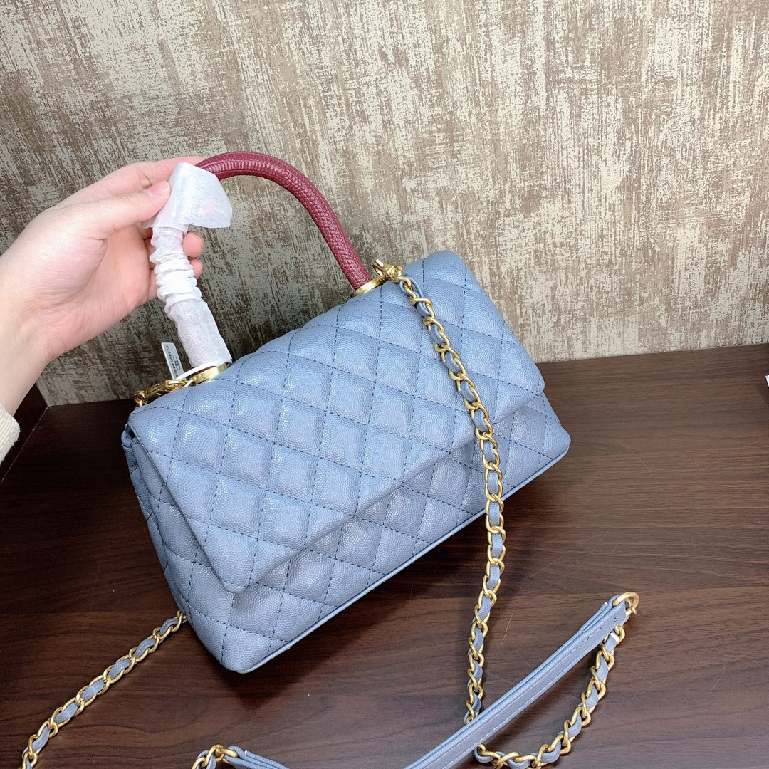 2021 fashionable and beautiful ladies famous shoulder bag leather chain messenger bag fashionable size:24cm1, Blue
2021 fashionable and beautiful ladies famous shoulder bag leather chain messenger bag fashionable size:24cm1, Blue