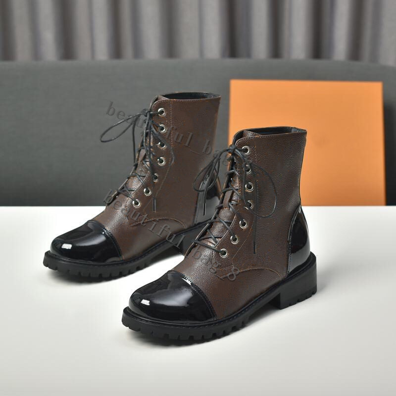 high quality designer Woman's Leather shoes Lace up Ribbon belt buckle ankle boots platform boots heel round head with box, Ribbon(not for sale separately)
high quality designer Woman's Leather shoes Lace up Ribbon belt buckle ankle boots platform boots heel round head with box, Ribbon(not for sale separately)