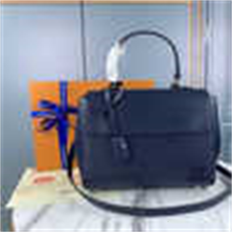 shoulder brand designer body luxury m41305 cluny totes bb handbag handbag cross female bag bags handbags iconic bag handles clutches eve
shoulder brand designer body luxury m41305 cluny totes bb handbag handbag cross female bag bags handbags iconic bag handles clutches eve