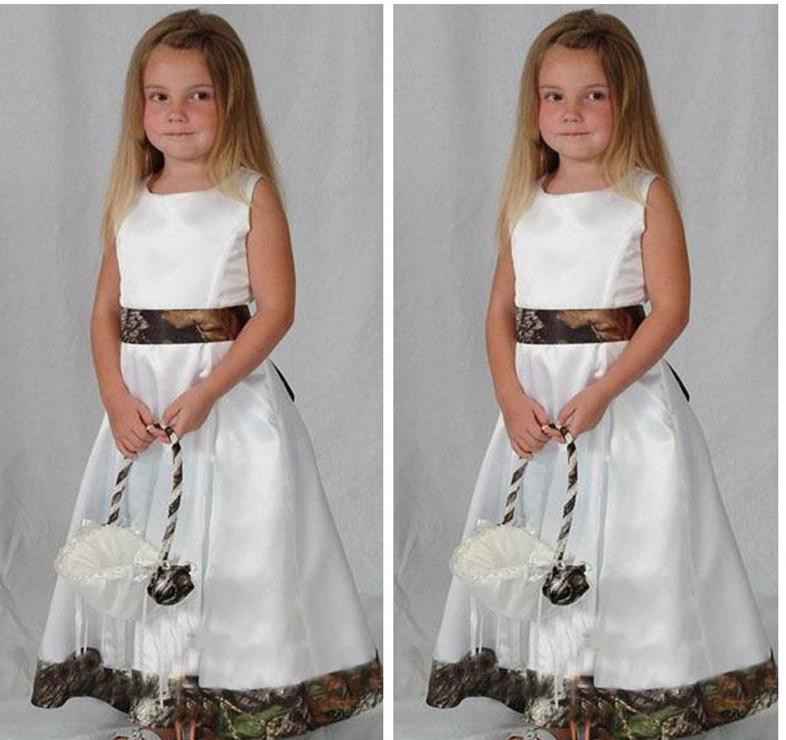 Girl's Dresses White Flower Girls Dress With Camo Decoration A Line Floor Length Bow Knot For Country Weddings Kids Toddlers Vestidos Wear, Beige
Girl's Dresses White Flower Girls Dress With Camo Decoration A Line Floor Length Bow Knot For Country Weddings Kids Toddlers Vestidos Wear, Beige