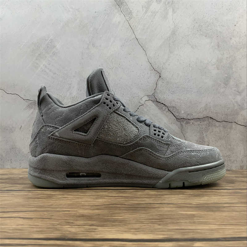 Top Quality KAWS 4 IV Basketball Shoes Mens Jumpman 4s Grey Suede Sports Sneakers Size US7-13 With Box
Top Quality KAWS 4 IV Basketball Shoes Mens Jumpman 4s Grey Suede Sports Sneakers Size US7-13 With Box