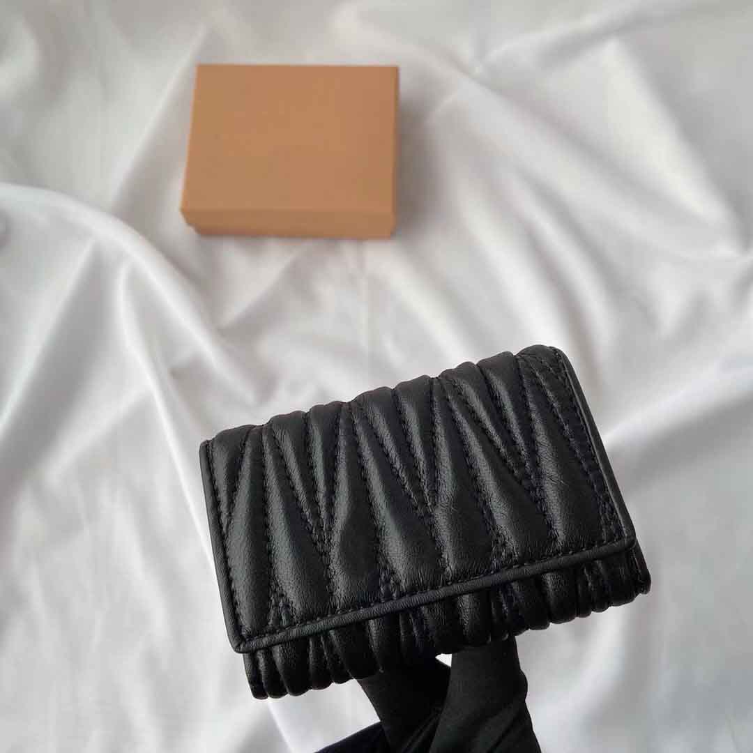 Fashion designers brand new women genuine Leather popular 6 Designer keys purse Folds wallet hand holder small bag serial number with box, Customize
Fashion designers brand new women genuine Leather popular 6 Designer keys purse Folds wallet hand holder small bag serial number with box, Customize