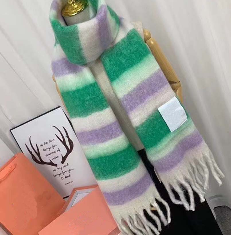 Luxury Gradient Scarf Designers Classic Letter Long Shawl Women Soft Silk Wool Cashmere Scarves with High Qualtiy
Luxury Gradient Scarf Designers Classic Letter Long Shawl Women Soft Silk Wool Cashmere Scarves with High Qualtiy