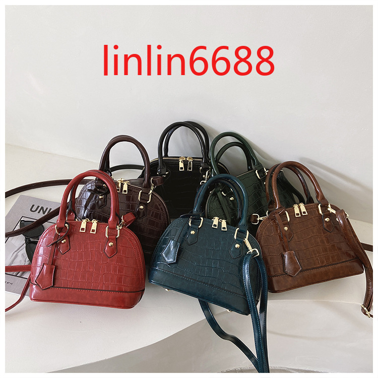 Made In China High quality stone shell bag five colours women's bags new high-capacity handbag European and American fashion single shoulder diagonal cross #w8490, Size:23×11×17cm
Made In China High quality stone shell bag five colours women's bags new high-capacity handbag European and American fashion single shoulder diagonal cross #w8490, Size:23×11×17cm