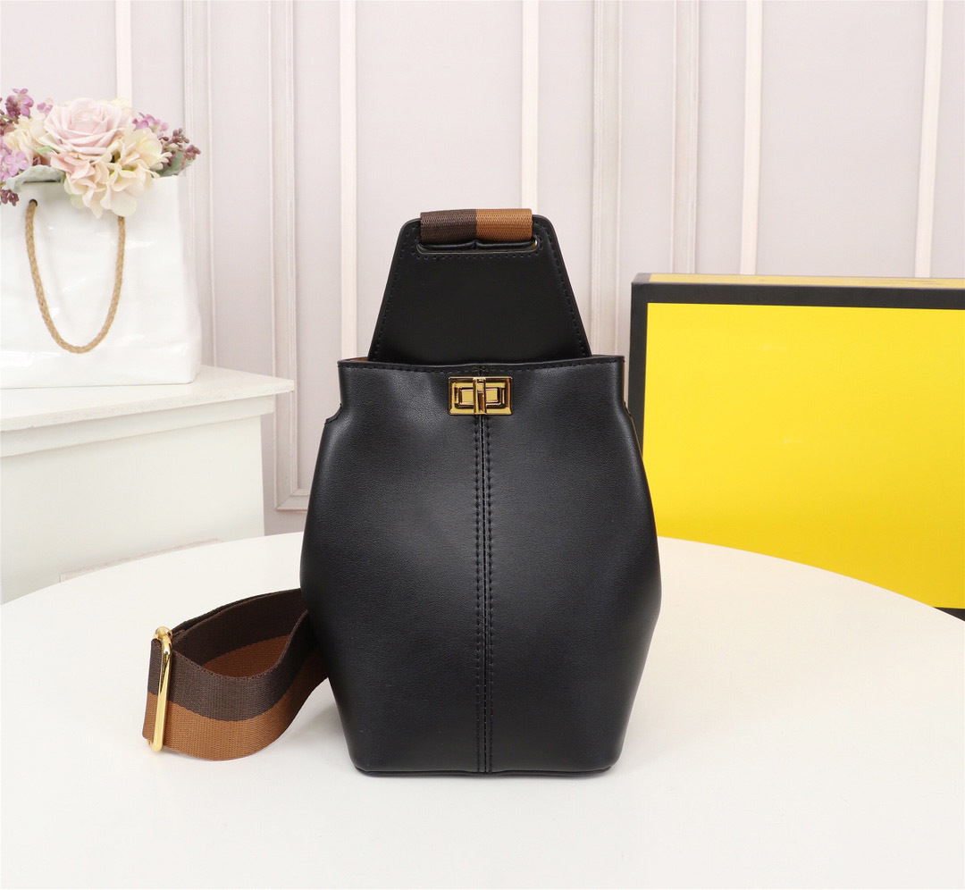New shoulder bags Women handbag Crossbody bag brands designer handbags high quality flower printing bag size:13 27cm1, Black
New shoulder bags Women handbag Crossbody bag brands designer handbags high quality flower printing bag size:13 27cm1, Black