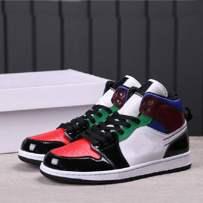2021 New 1 Mid BHM EQUALITY 1s Women Men Basketball Shoes outdoor Sports Sneakers Mens Trainers
2021 New 1 Mid BHM EQUALITY 1s Women Men Basketball Shoes outdoor Sports Sneakers Mens Trainers