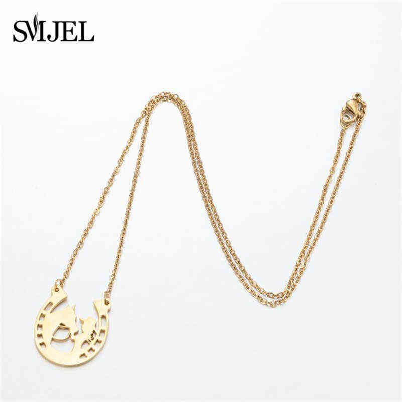 Stainless Steel Horseshoe Pendants Necklaces Design Loving Horse and Girl Necklace Movie Jewelry Party Accessories 2021 Gifts G1206