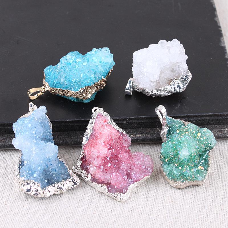 Pendant Necklaces Personality Crystalline Buds Sweater Colourful Green Pink Blue Irregular Shape Stone Necklace
Pendant Necklaces Personality Crystalline Buds Sweater Colourful Green Pink Blue Irregular Shape Stone Necklace