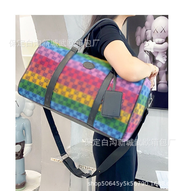 Luxury design new color canvas Luggage Bag Gold Classic letter pattern messenger bag luxury Purses
Luxury design new color canvas Luggage Bag Gold Classic letter pattern messenger bag luxury Purses
