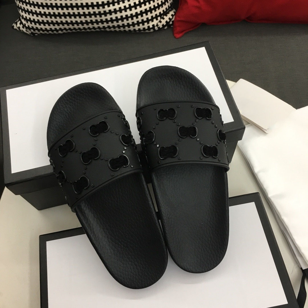 Summer couples rubber slippers, classic print comfortable non-slip flat shoes, high quality beach casual sandals, Color 23
Summer couples rubber slippers, classic print comfortable non-slip flat shoes, high quality beach casual sandals, Color 23
