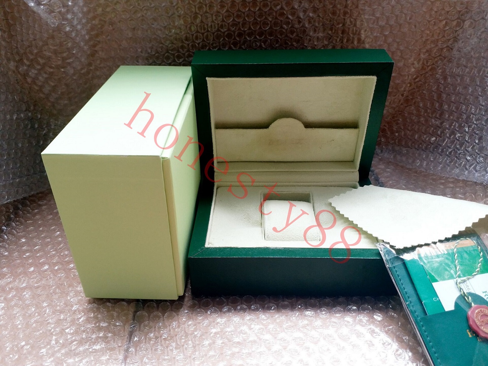 Super Quality Top Luxury Watch Rolex Boxes Brand Green Original box Papers Mens Gift Watches Leather bag Card 0.8KG 00125
Super Quality Top Luxury Watch Rolex Boxes Brand Green Original box Papers Mens Gift Watches Leather bag Card 0.8KG 00125