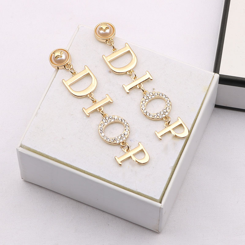 Fashion 18K Gold Plated Designer Letters Stud Hoop Long Earring Dangle Crystal Geometric Luxury Brand Women Rhinestone Pearl Wedding Party Jewerlry Accessories
Fashion 18K Gold Plated Designer Letters Stud Hoop Long Earring Dangle Crystal Geometric Luxury Brand Women Rhinestone Pearl Wedding Party Jewerlry Accessories