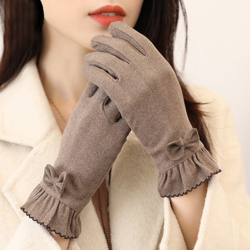 Gloves Winter women's driving special 2021 winter ultra thin warm gloves new Korean touch screen cashmere autumn and winter
Gloves Winter women's driving special 2021 winter ultra thin warm gloves new Korean touch screen cashmere autumn and winter
